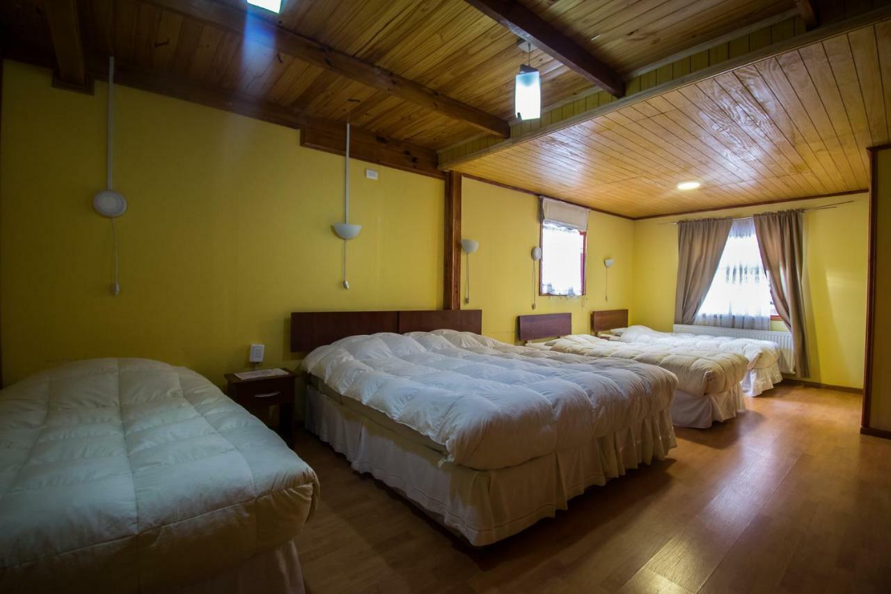 Hostal Alcazar Пуерто Наталес Екстериор снимка