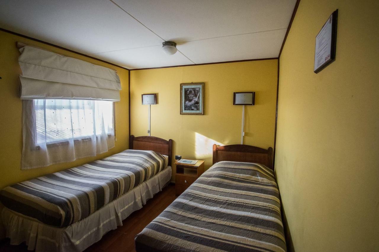 Hostal Alcazar Пуерто Наталес Екстериор снимка