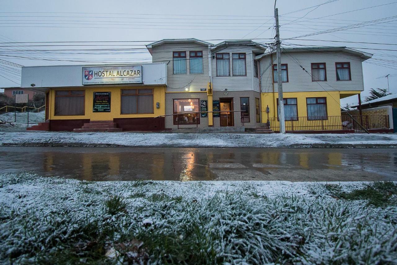 Hostal Alcazar Пуерто Наталес Екстериор снимка