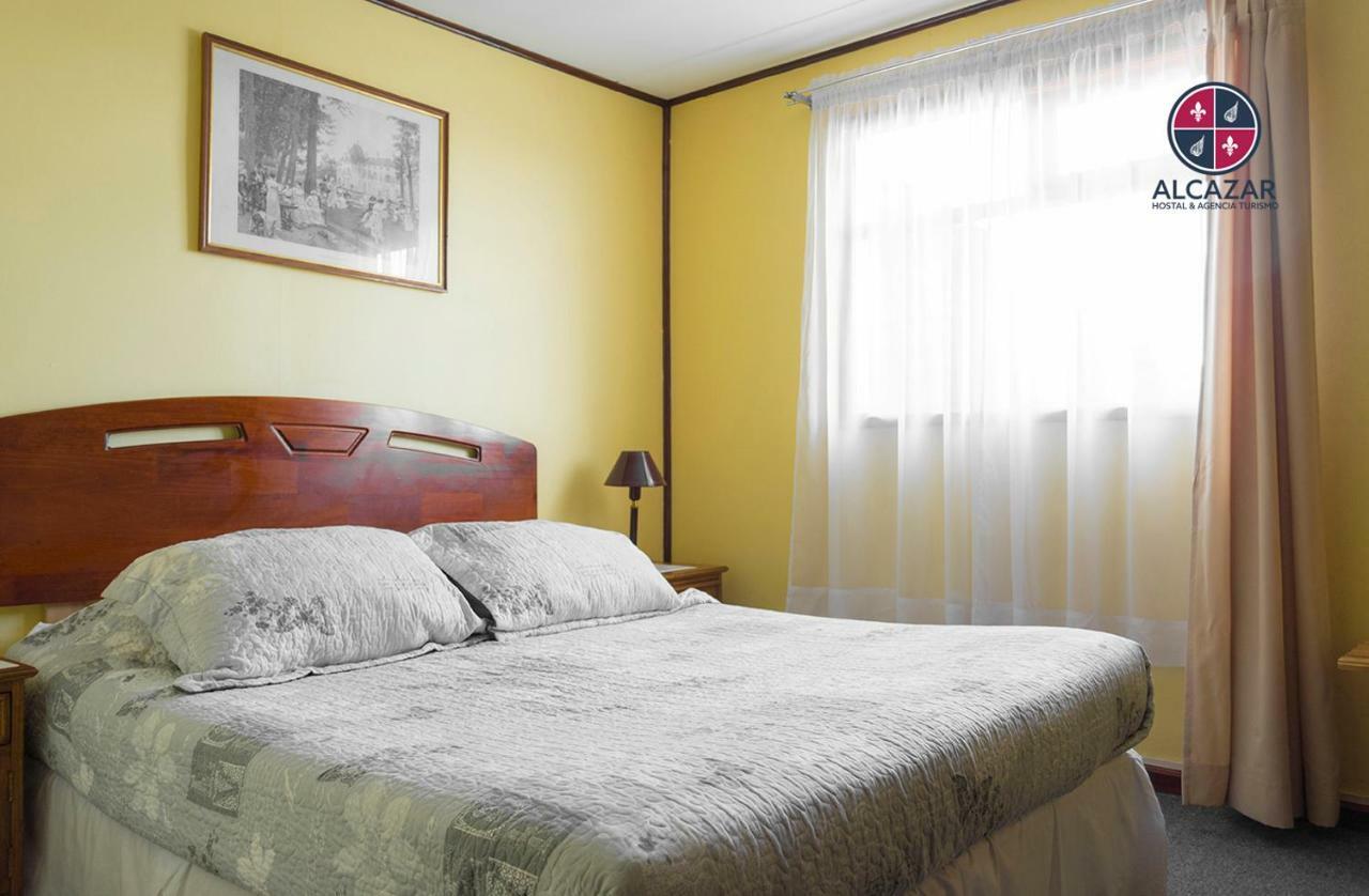 Hostal Alcazar Пуерто Наталес Екстериор снимка